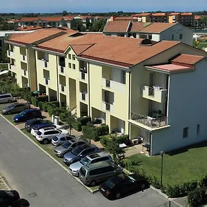 Robinia/pinetine Lido Altanea Apartament